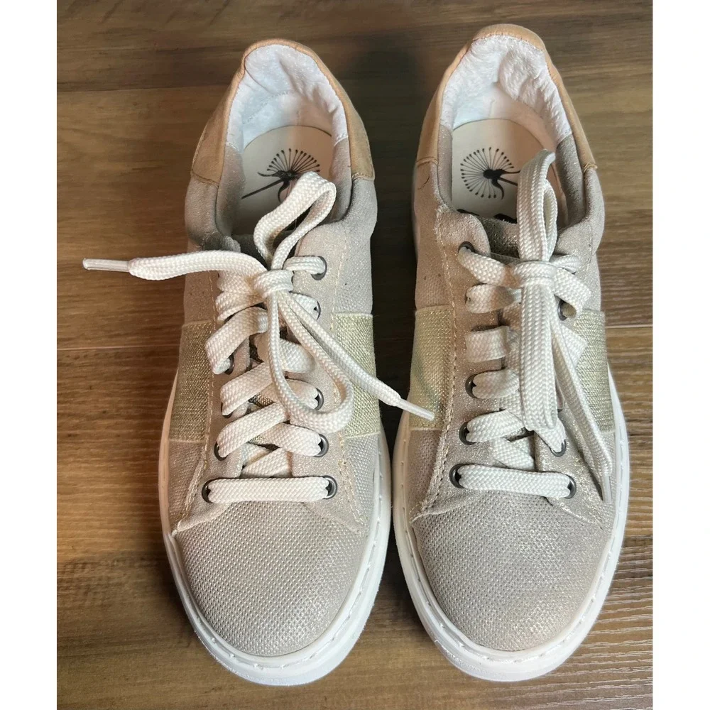 OTBT Normcore Gold Shimmer Leather Platform Sneakers Womens 6.5 Low Top Shoes